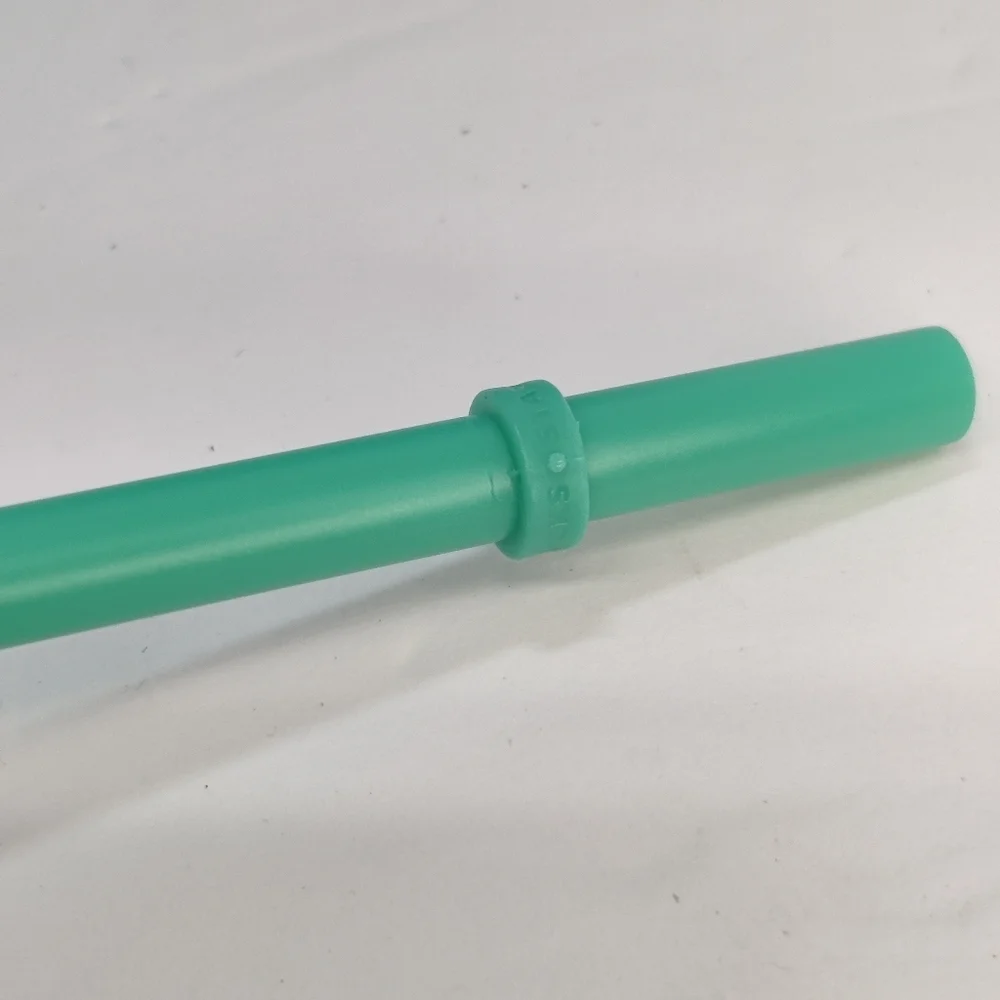 NEW Starbucks Diamond Texture Tumbler Venti 24 Oz Green Ombre Gradient 2022